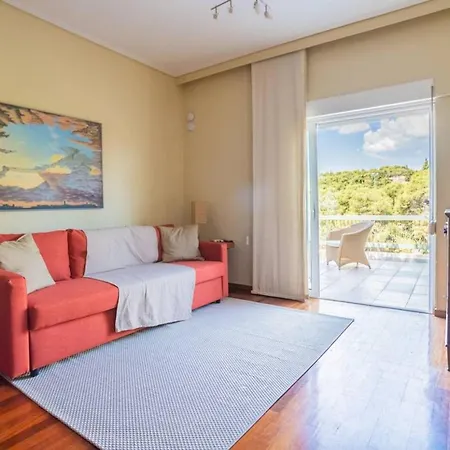 Pristine Penthouse With A Spacious Balcony View Apartamento *
